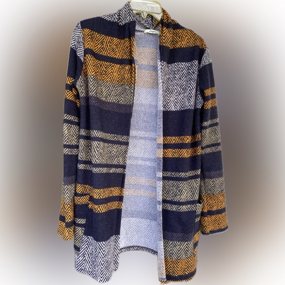 Eloges Women's Chevron Cardigan - Navy and Gold - Picture 2 of 5